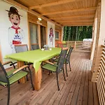 Glamping Krone Kolpa Heaven 2* Adlesici