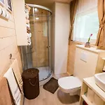 Glamping Krone Kolpa Heaven 2* Adlesici