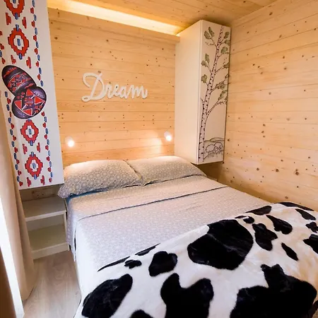 Semesterpark Glamping Krone Kolpa Heaven 2*