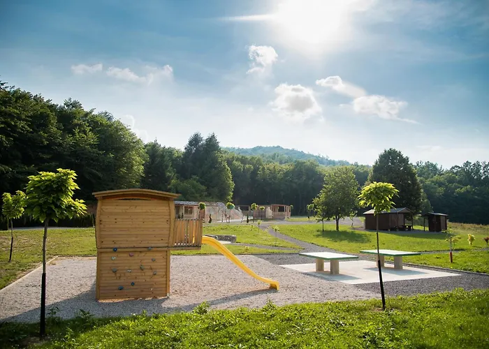 Počitniški park Glamping Krone Kolpa Heaven Adlesici